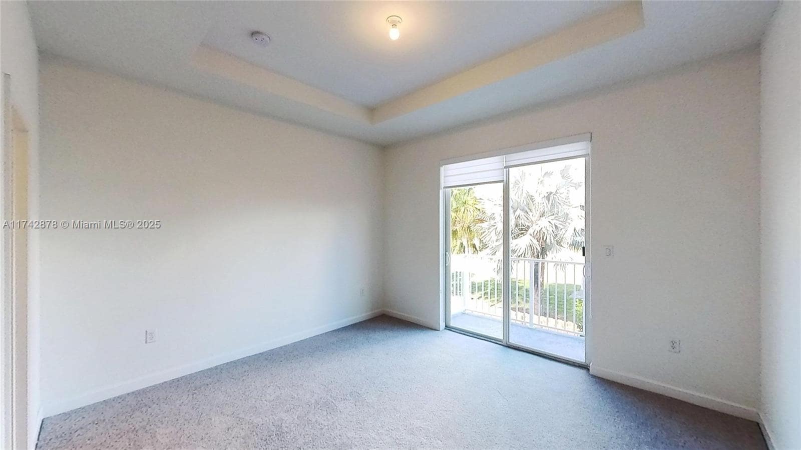 Building Photo - 631 SE 13th Street Cir