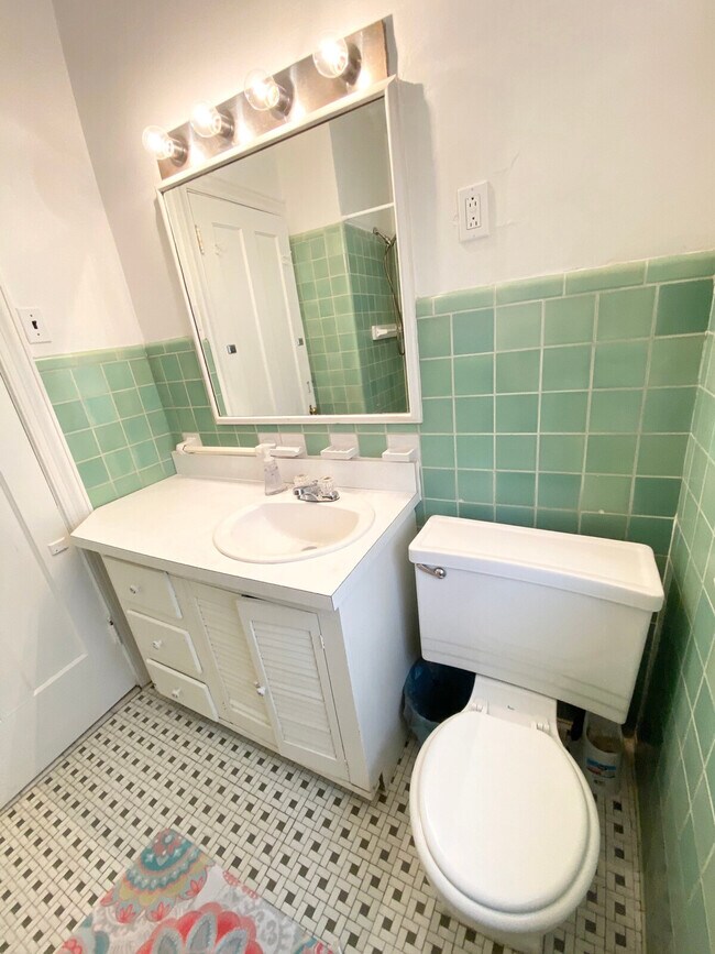 Building Photo - 3574 Lynnfield Rd