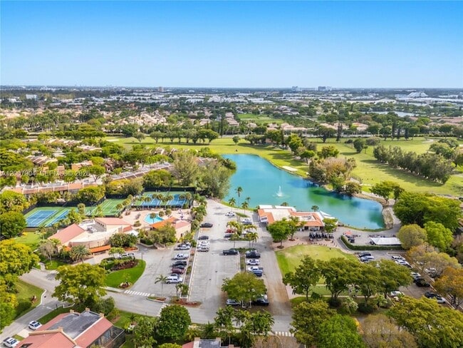 Building Photo - 10137 Costa Del Sol Blvd