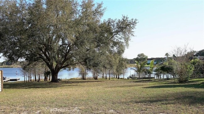 Building Photo - 972 Summer Lakes Dr