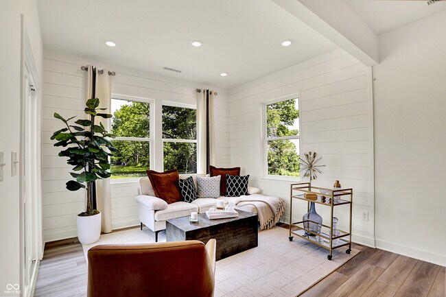 Building Photo - 16826 Sherwin Ct