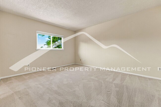 Building Photo - Spacious Home with Central AC and 2-Car Garage