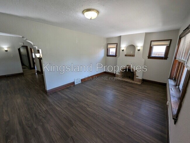 Building Photo - 5529 Mimika Ave