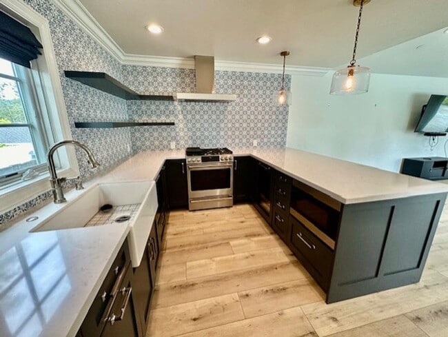 Building Photo - Pristine Monte Sereno! Awesome Back House ...