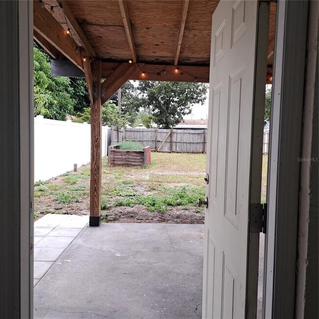 Building Photo - 2851 28th Ave N