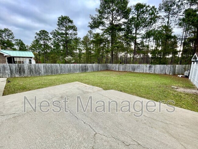Building Photo - 623 Daharan Dr
