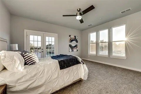 Building Photo - 5805 Rivendell Dr