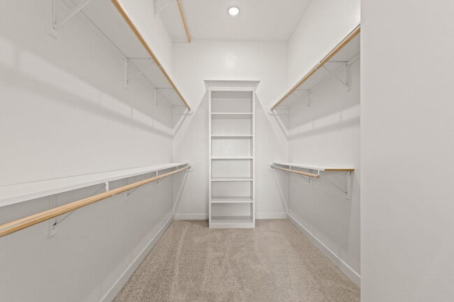 Building Photo - 4613 Estacada Dr