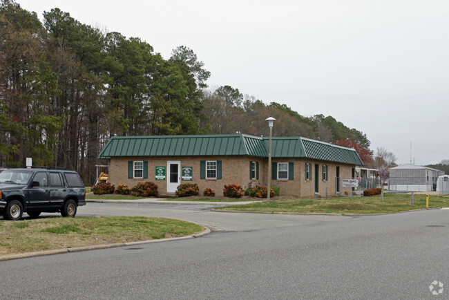 Primary Photo - Americana Park East