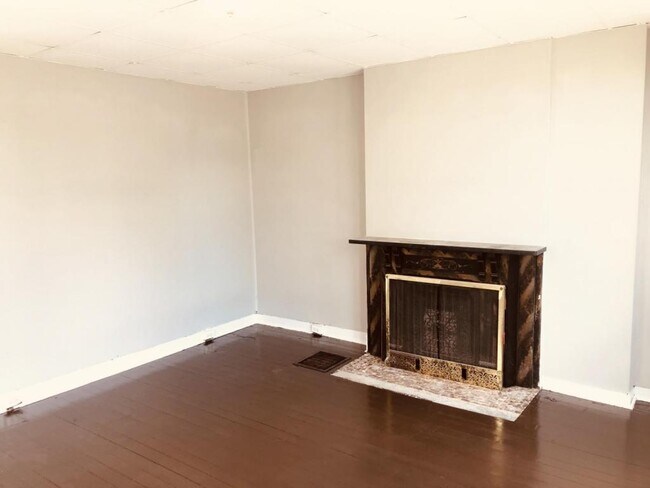 Building Photo - 1413 Wheeler St. Unit 1