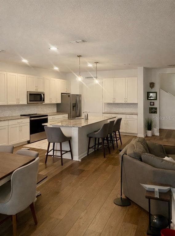 Building Photo - 2583 Circolo Ln.