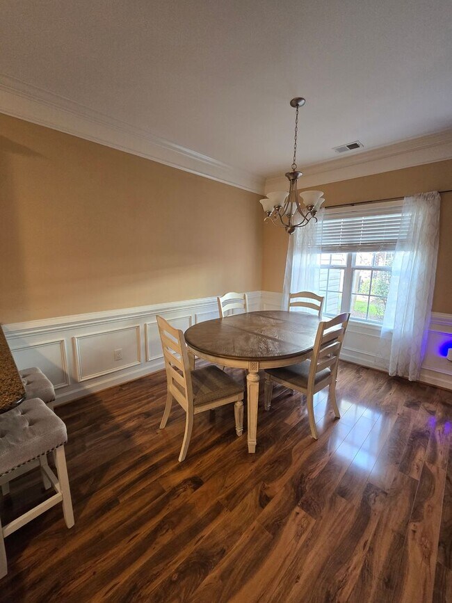 Building Photo - 5114 Chapel Ln