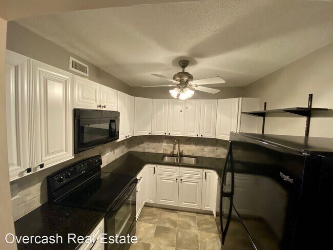 Building Photo - 2 br, 2 bath House - 123 Carriage House Drive