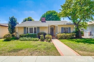 Building Photo - 3835 Gundry Ave