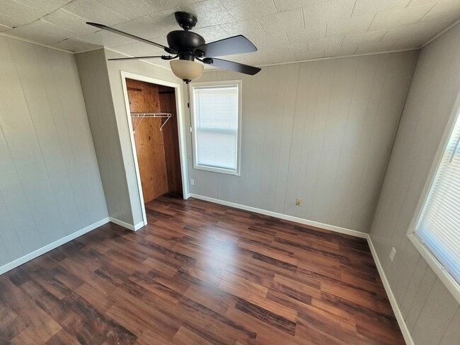 Building Photo - pp1620