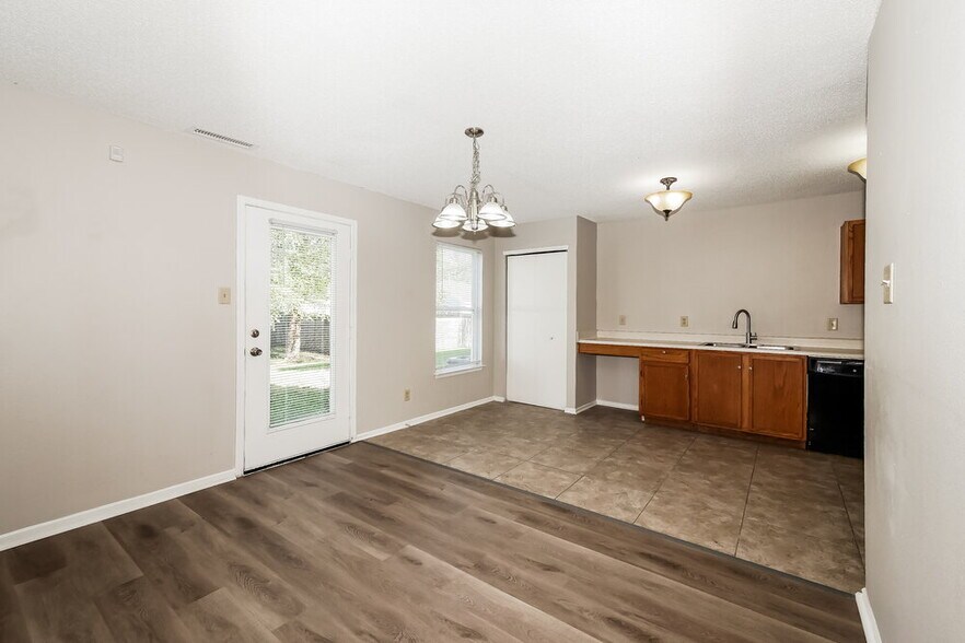 Building Photo - 13227 N Etna Green Dr