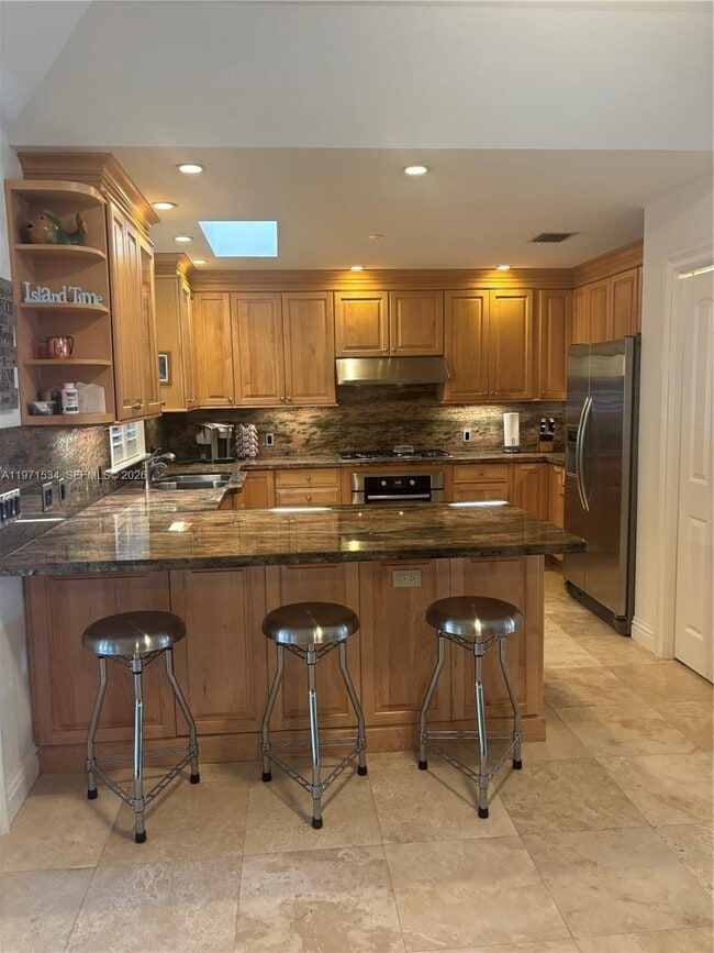 Building Photo - 42 Transylvania Ave