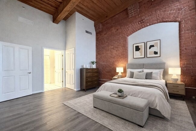 Building Photo - 4 Bishop St