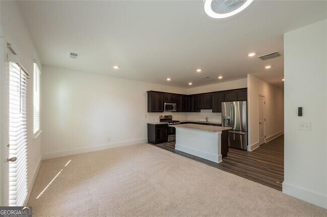 Building Photo - 1619 Gunnin Trce NW