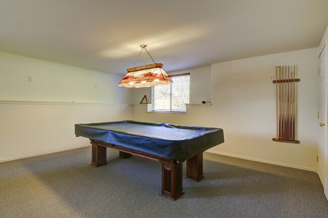 Building Photo - Beautiful Home for Rent at The Meadows in ...