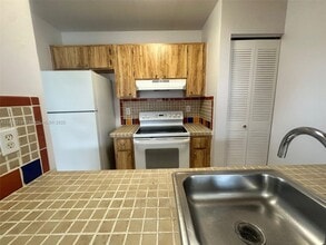 Building Photo - 9808 Hammocks Blvd