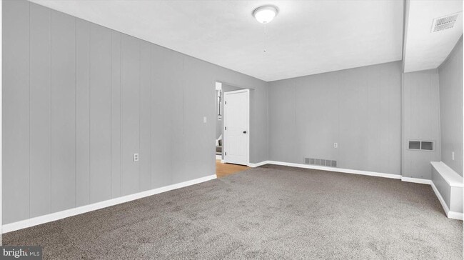 Building Photo - 8009 Nolcrest Rd