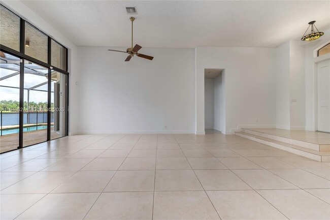 Building Photo - 1051 Woodfall Ct