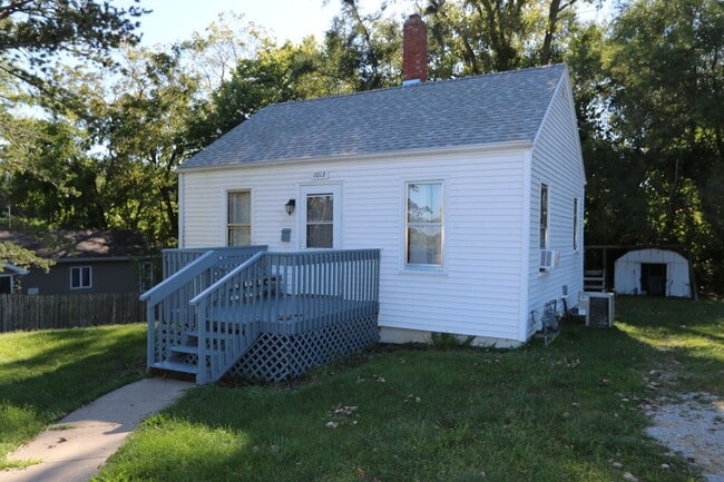 Primary Photo - 2 Bedroom 1 Bath House