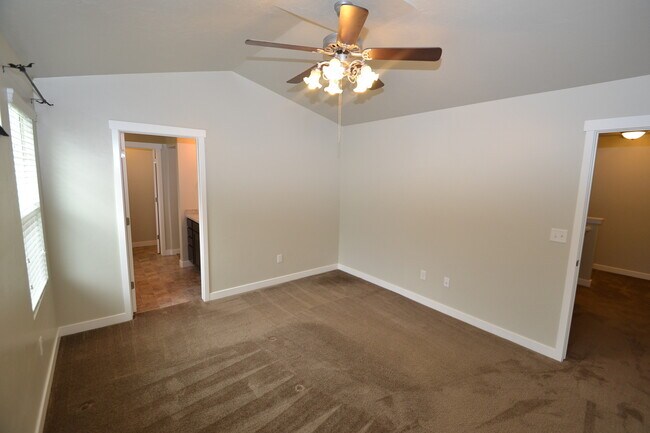 Building Photo - Beautiful 3 Bed/2.5 Bath in Draper!!!
