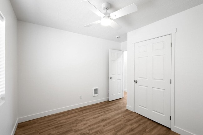Building Photo - 781 S 1800 W