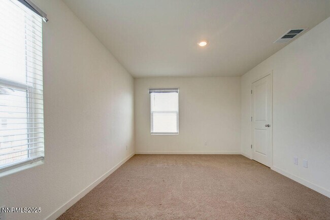 Building Photo - 604 Selene Moon St