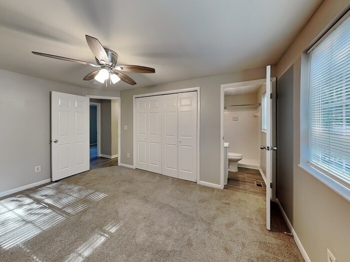 Building Photo - 1383 Muirfield Dr