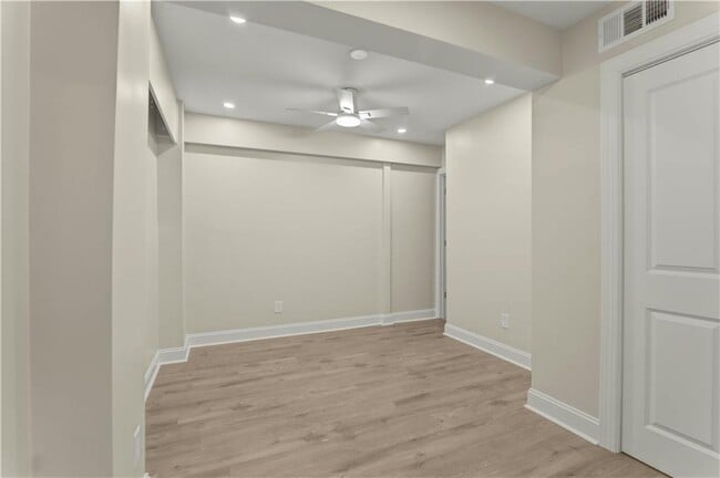 Building Photo - 49 Ivy Gates NE