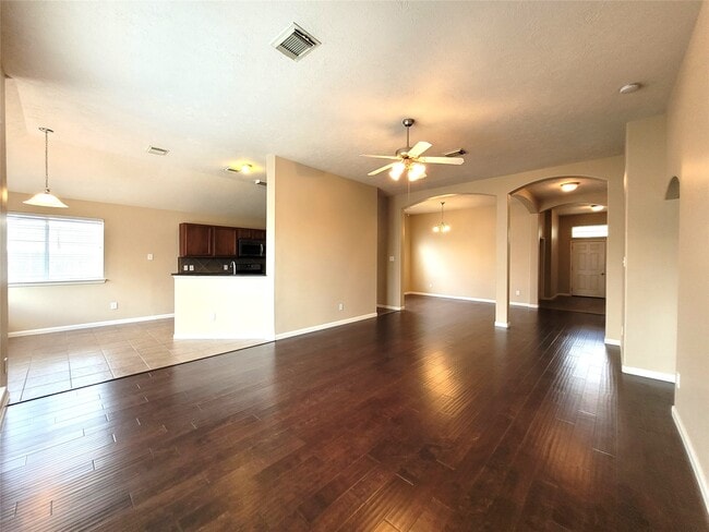 Building Photo - 11826 Fortune Park Dr