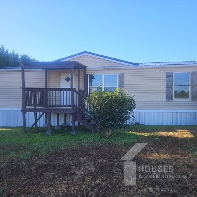 Primary Photo - 1418 Anderson Ridge Rd