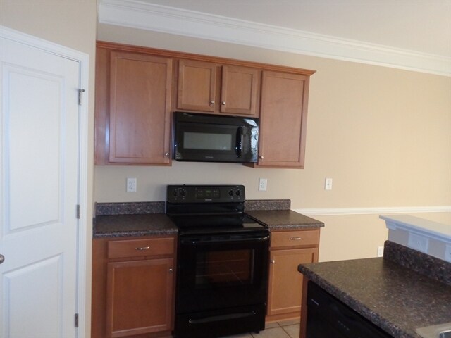 Building Photo - 10521 Shanon Darby Ln