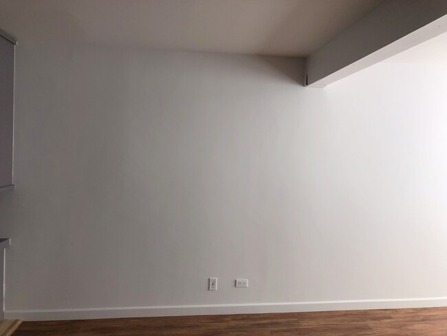 Building Photo - 1440 Veteran Ave