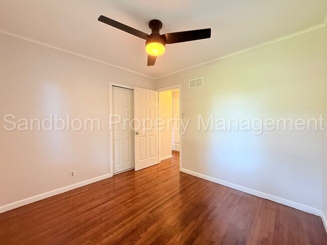 Building Photo - For Lease | Midtown Tulsa | Available Now!