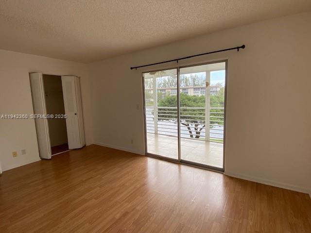 Building Photo - 1902 Bermuda Cir