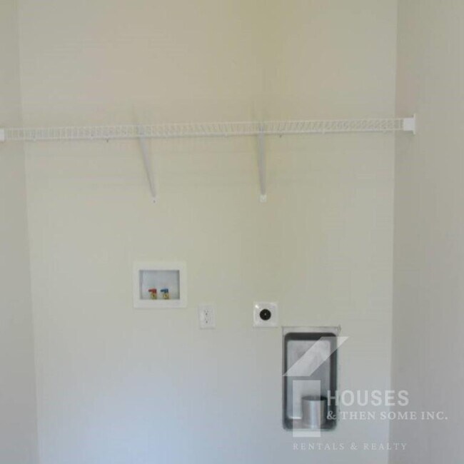 Building Photo - 403 Bramlett Rd