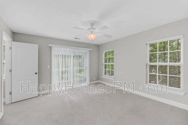 Building Photo - 2932 Sugarberry Ln