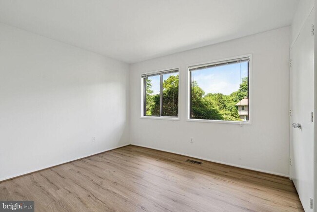 Building Photo - 11512 Alcinda Ln