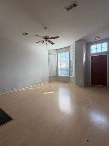 Building Photo - 3117 Foxhollow Dr