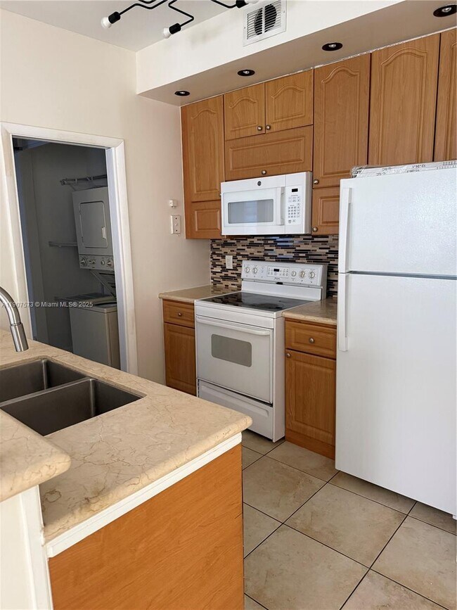 Building Photo - 18308 NW 68th Ave