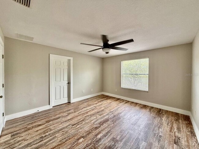 Building Photo - 2409 Hibiscus Bay Ln
