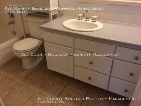 Building Photo - 1575 Zamia Ave