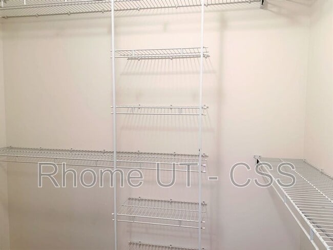 Building Photo - 888 S Ibis Xing
