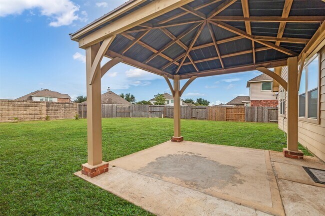 Building Photo - 30715 Legends Ridge Dr