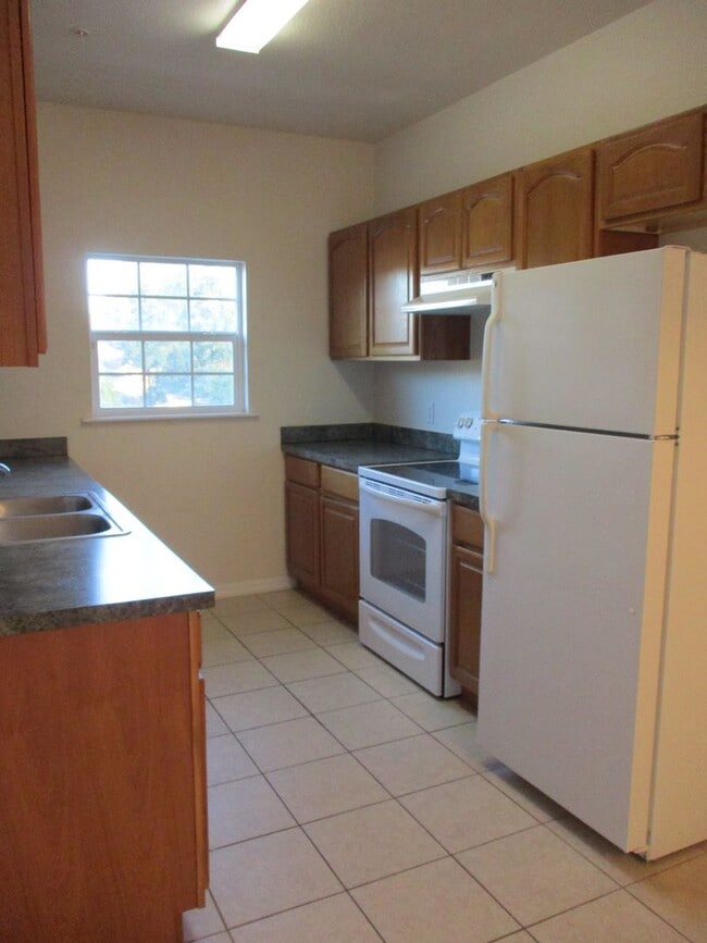Building Photo - 2/2 Eagle Trace