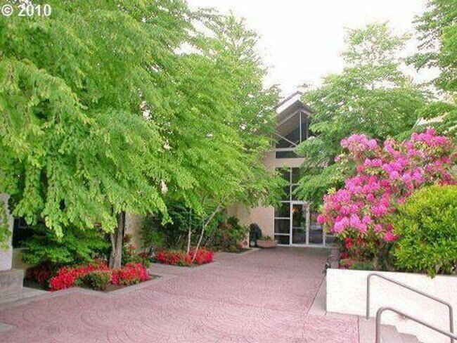 Building Photo - 5halb01